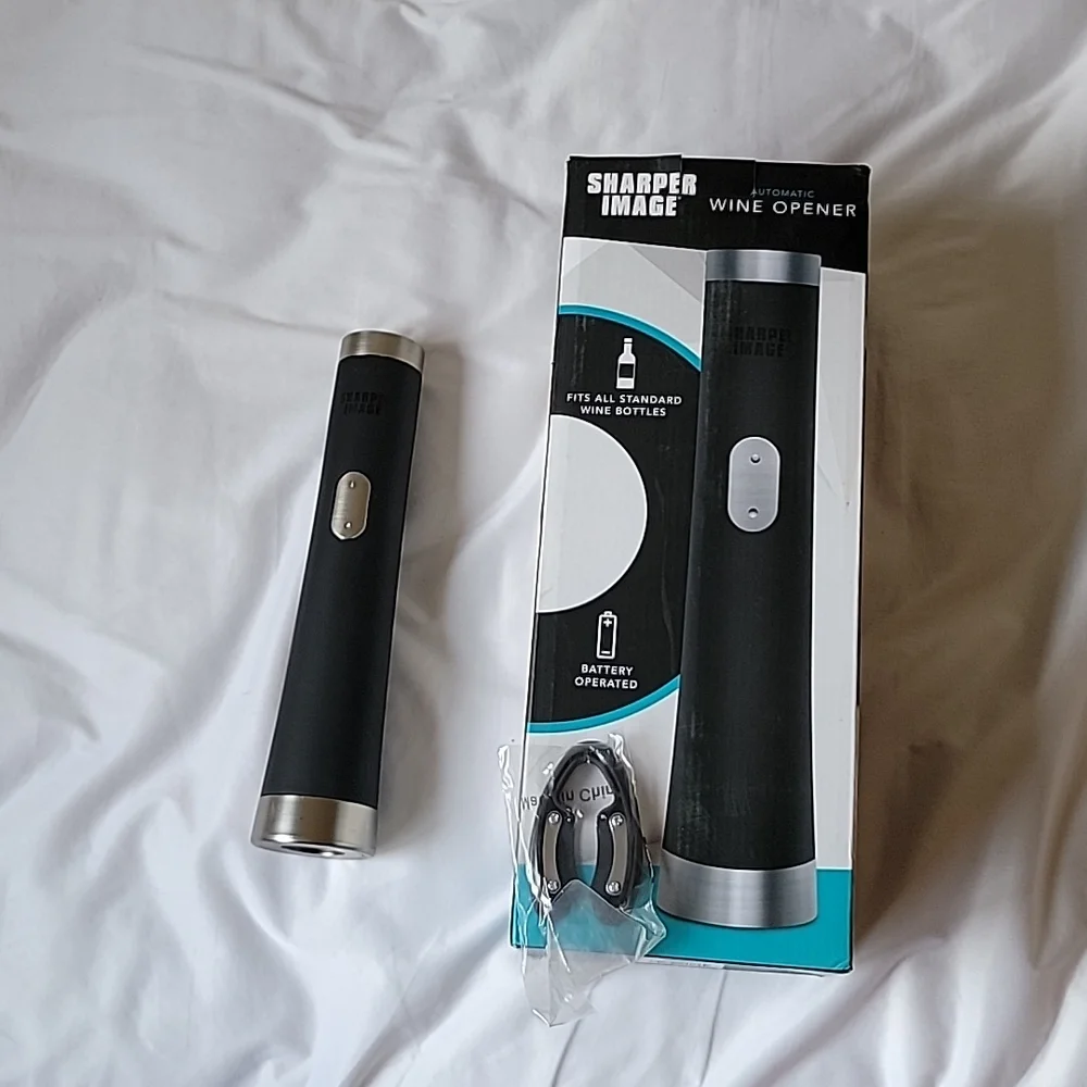 💕FREE WITH BUNDLE* NWOT Shaper Image Automatic Wine Opener with Foil Cutter